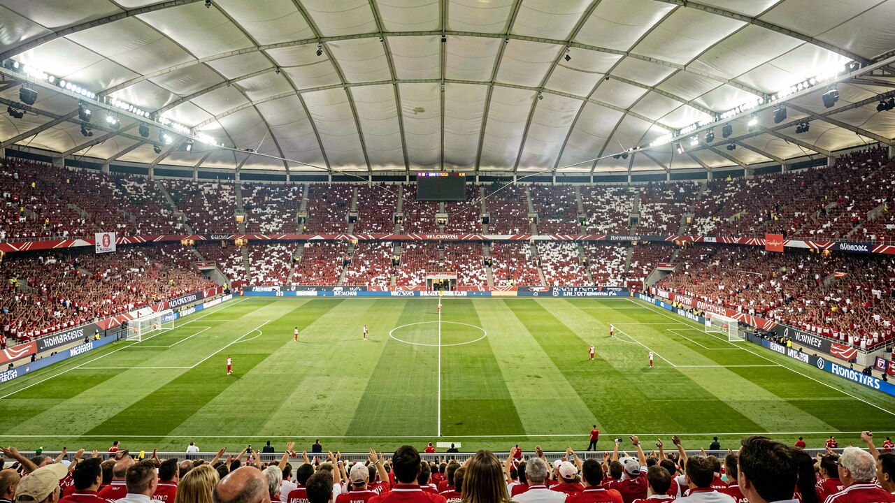BC Place — Innenraum & Spielfeld