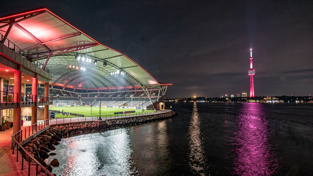 BMO Field — bei Nacht