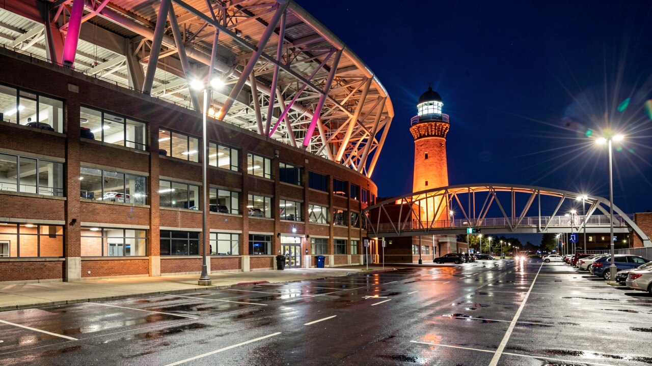 Gillette Stadium — bei Nacht