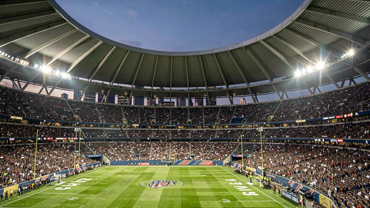 MetLife Stadium — Innenraum & Spielfeld